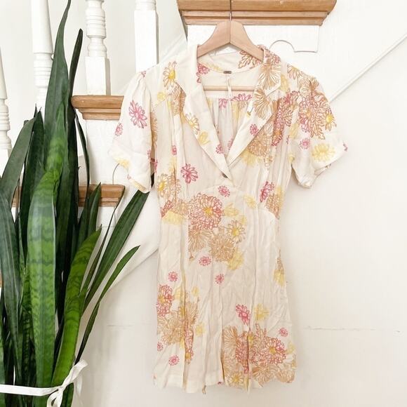 Free People Cream & Red Combo Short Sleeve Blue Hawaii Mini Dress Size S - Picture 2 of 9